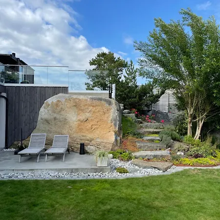 Beautiful Close To The Sea * Sandefjord