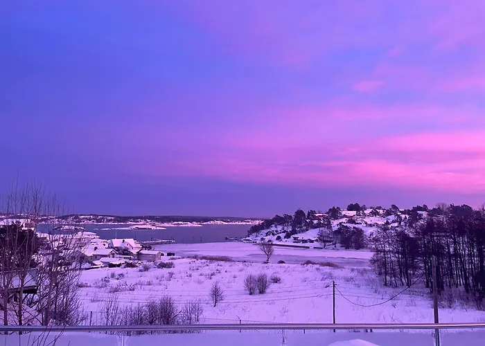 Beautiful Close To The Sea *