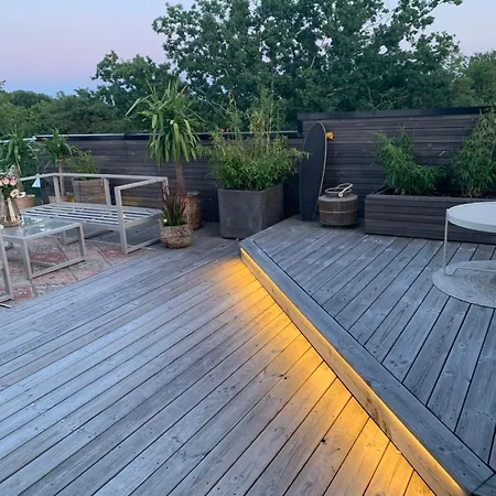 Beautiful Close To The Sea Villa